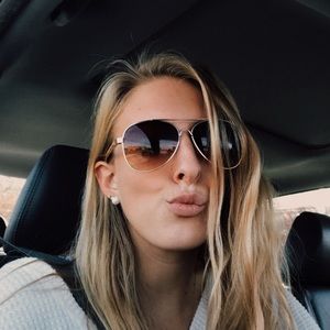 Meet your Posher, Grace